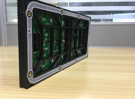 Le mur visuel extérieur fait sur commande de LED interviewe le Cabinet imperméable du fer IP65