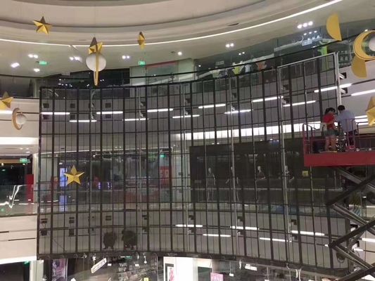 Écran LED en verre transparent à haute transparence avec grand angle de vision et faible consommation d'énergie pour une utilisation intérieure et extérieure