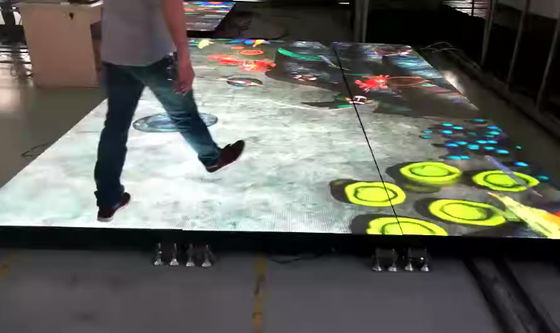 Sol de danse LED de tailles personnalisées IP65 léger pour événements commerciaux
