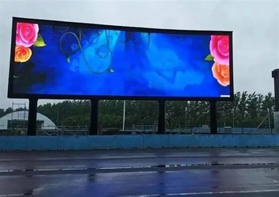 IP65 Outdoor LED Screen with 3840HZ Refresh Rate and 960mm*960mm Cabinet Size for Digital Billboard Advertising