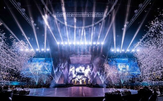 Écran LED de scène de location P3.91 intérieur pour mariage / discothèque / concert / centres commerciaux