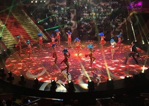52×52 pointille la haute menée colorée de la location P4.81mm de 3840Hz Dance Floor régénère