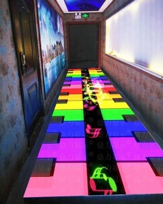Éclairage de sol de danse à écran LED pour événements.