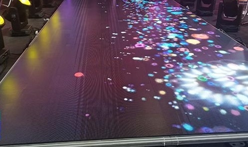 SMD2121 louent des lumières de disco que 0.5*1m menés s'allument vers le haut de Dance Floor P3.91mm de location