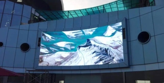 1R1G1B 16,7 trillion de grand panneau d'affichage à LED pour le balayage 16 LONGDA de TV 1