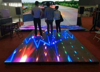 Le 1/10 balayage polychrome LED Dance Floor montrent les points m2 de W40*H40dots 25600