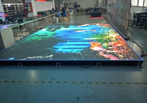 Les biens 0.5*0.5m de FCC ont mené la lumière de Dance Floor vers le haut de la location pour le mariage P4.81mm