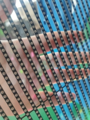 La publicité d'écran transparente en verre LED de 100 x de 50cm montrent la FCC d'ODM de 32873 pixels