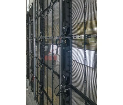 Écran LED transparent en verre HD P3.9mm, grille de fenêtre, affichage 4500cd/m²