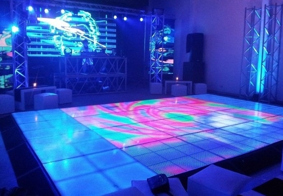 Le mariage d'IP65 LED Dance Floor lambrisse P3.91 épousant Dance Floor pour la partie d'événement